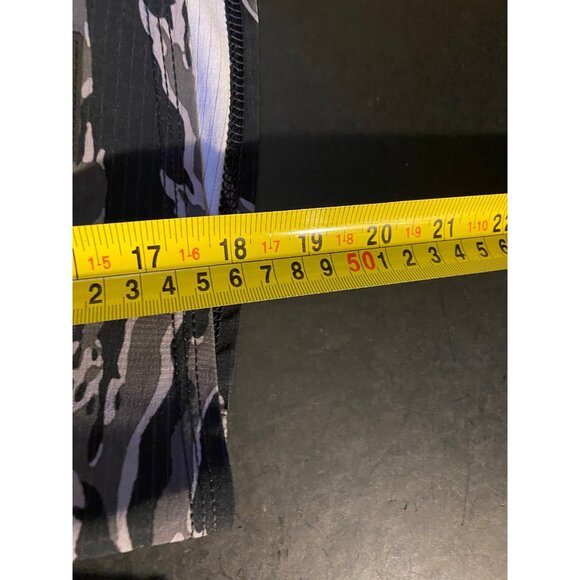 Quiksilver Highlite Arch Board Shorts Stripe Camo Mens 33 7" Beach Swim Trunks - Picture 5 of 6